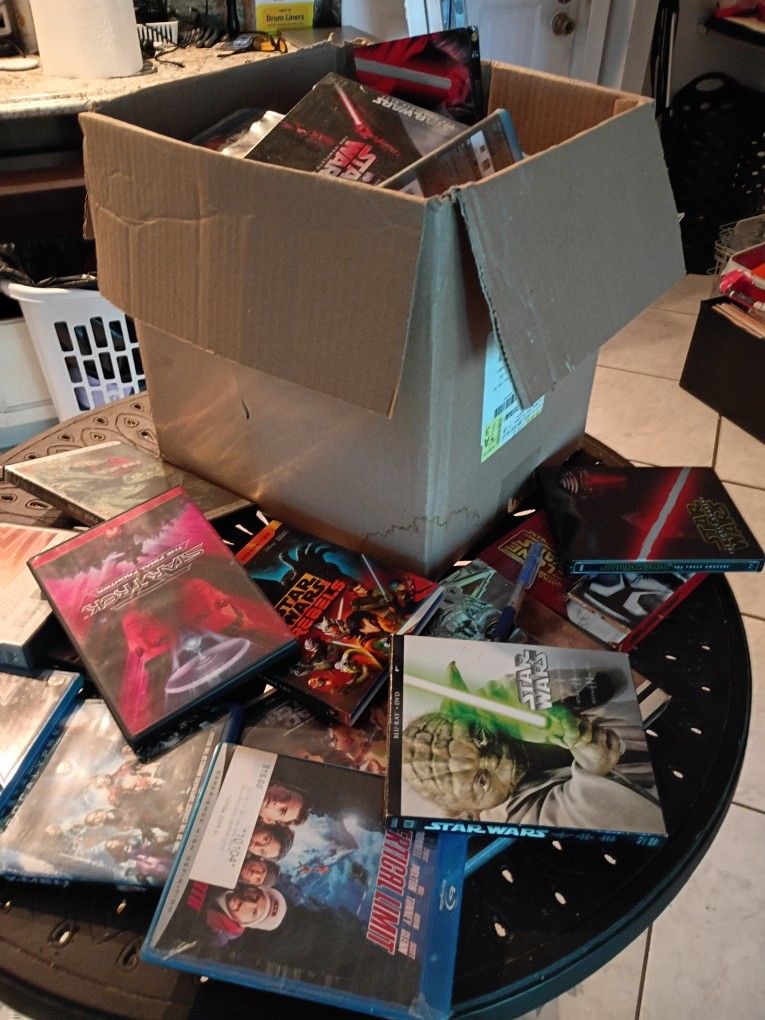 Large Box Blue Ray Star Trake Dvds