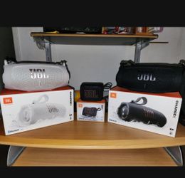 Jbl bluetooth speaker bundle