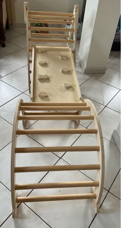 Pinker triangle set Montessori