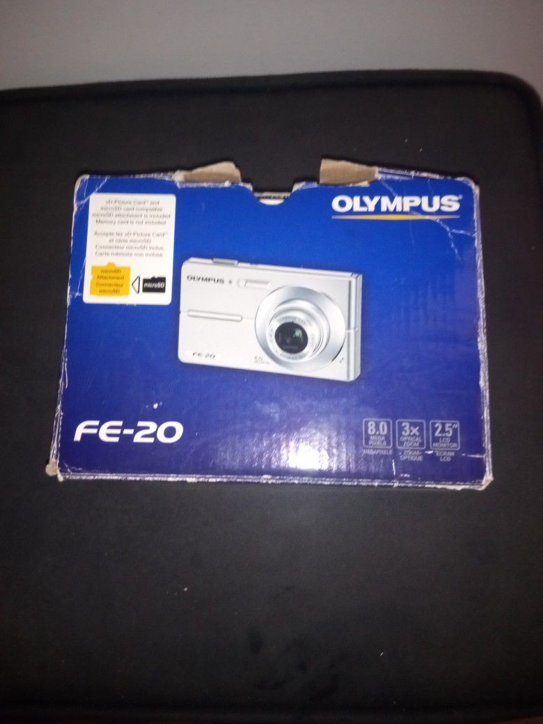 Olympus FE-20