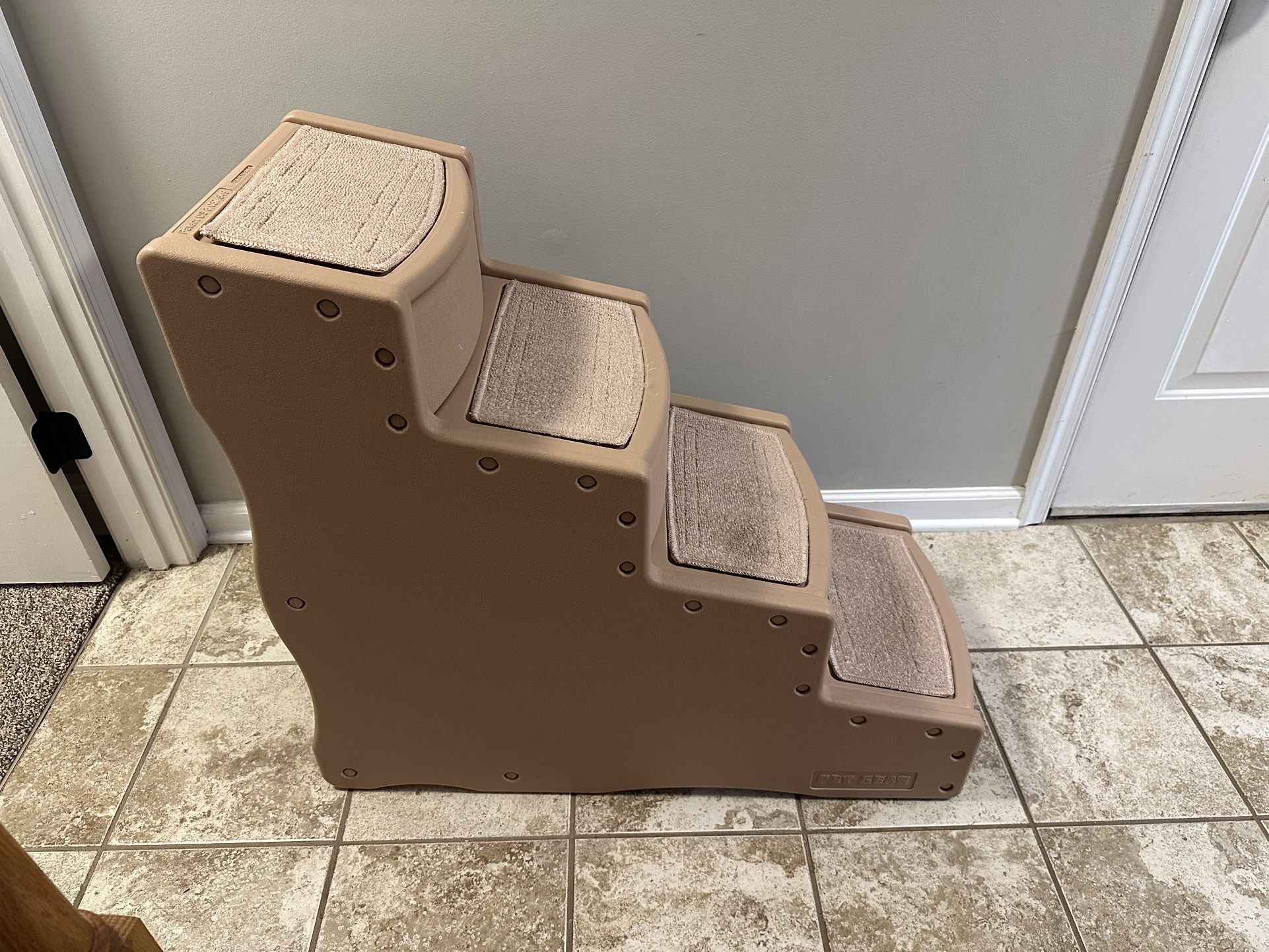 Pet Gear Easy Step IV Pet Stairs - 30.5” Height