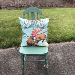 Funky Green Chair With Pillow