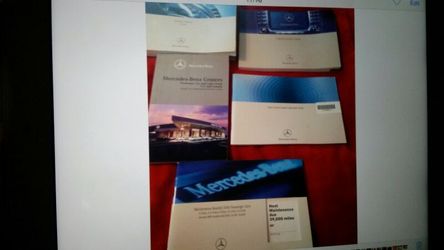 2006 MERCEDES MANUALS COMES IN BLACK CASE