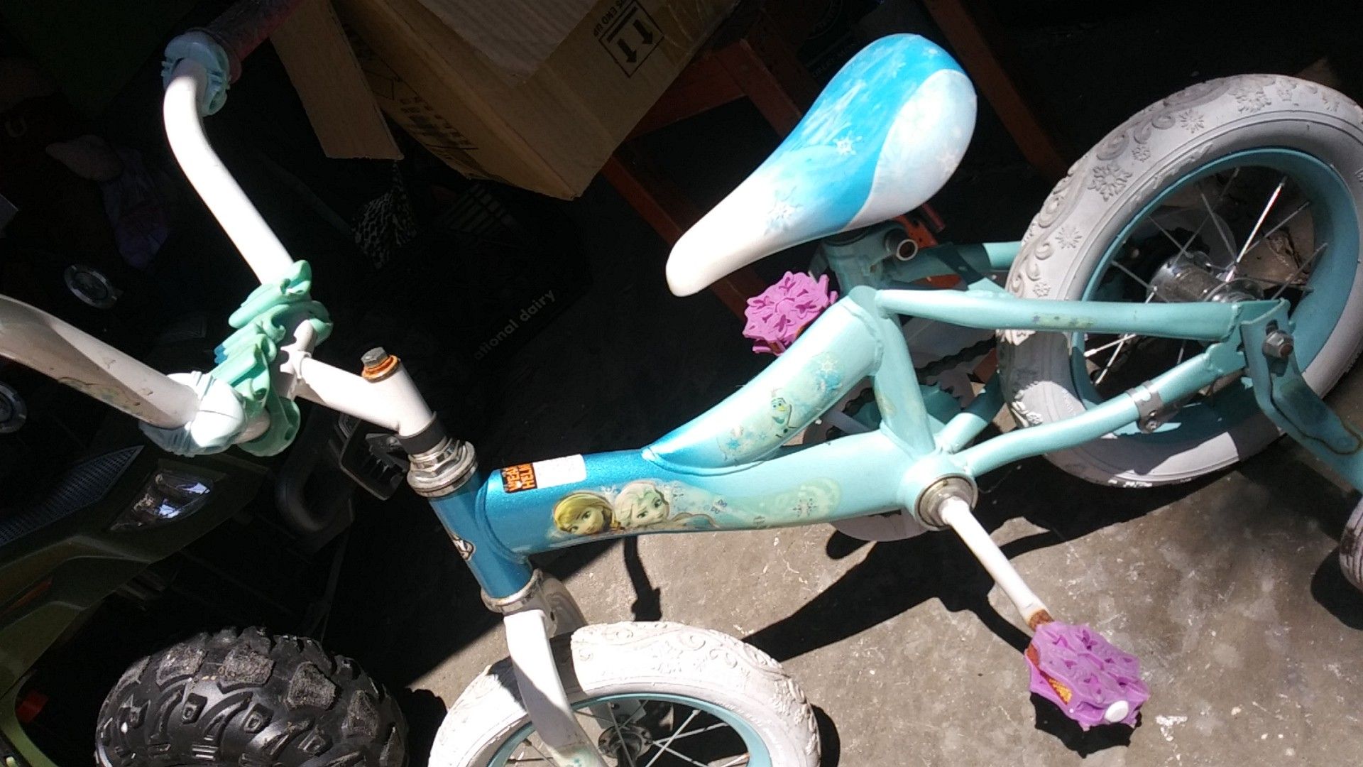 girls bike... Disney frozen bike