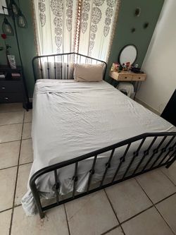 Queen size bed frame