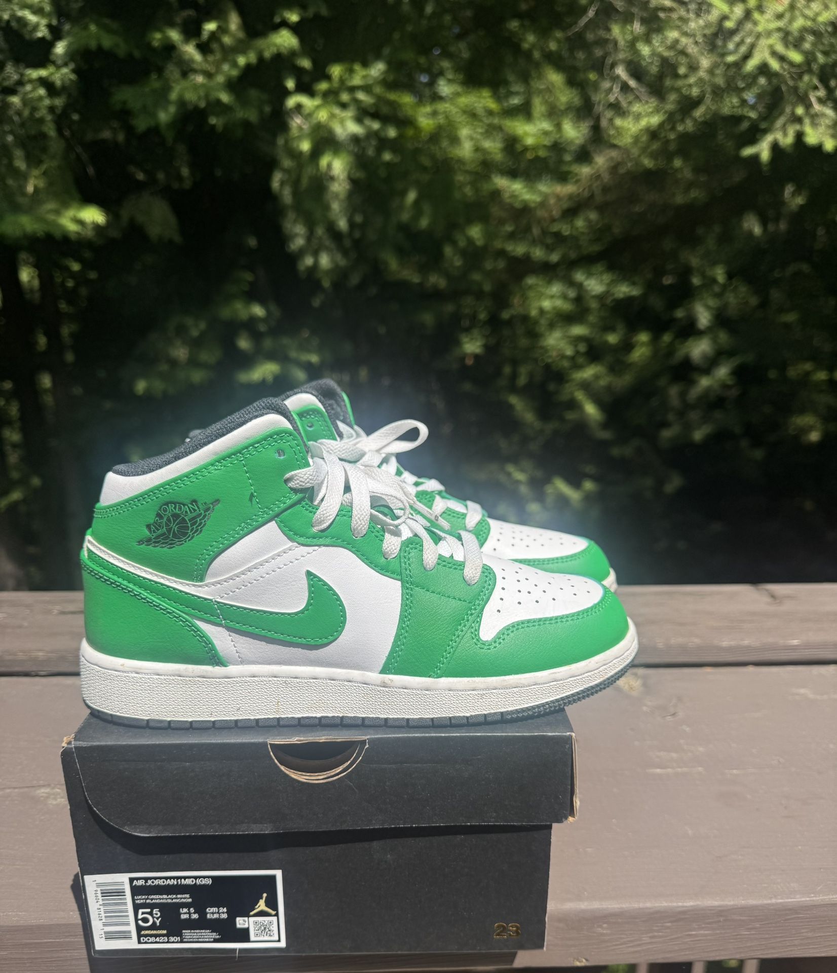Air Jordan 1 Mid 5.5 Youth