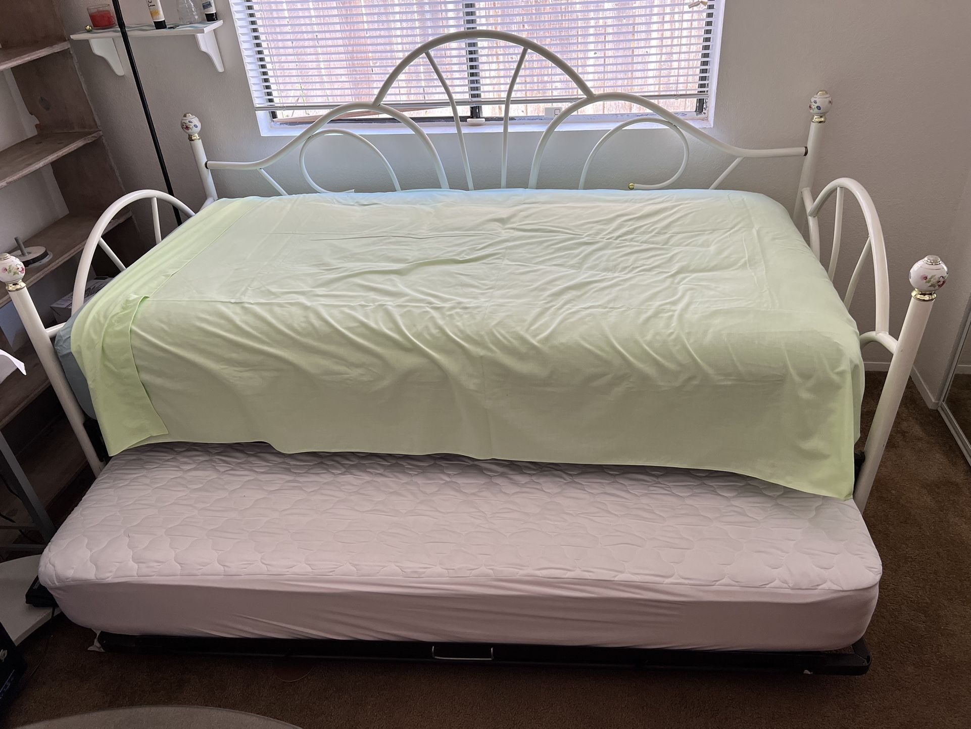 Daybed Twin Size With Trundle Including Mattresses for Sale in