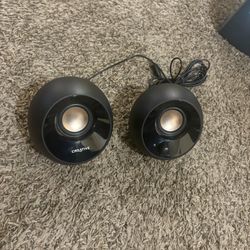 Creative  Pebble V3 Minimalistic USB-c Desktops  Speakers 