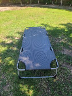 Camping cot