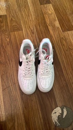 Nike Women's Air Force 1 '07 Essential