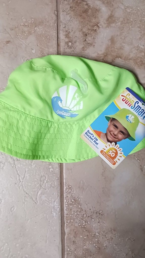 Child/youth Green Bucket Hat