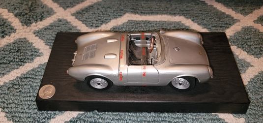 Porsche 550 A Spyder Diecast Model