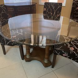 Glass Top Dining Table And 6 Chairs 