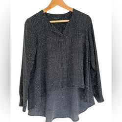 Club Monaco 100% silk printed blouse