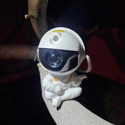 Spaceman Nebula Projector Meet By 89122 New In Box 