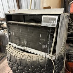 Window AC Air Conditioner