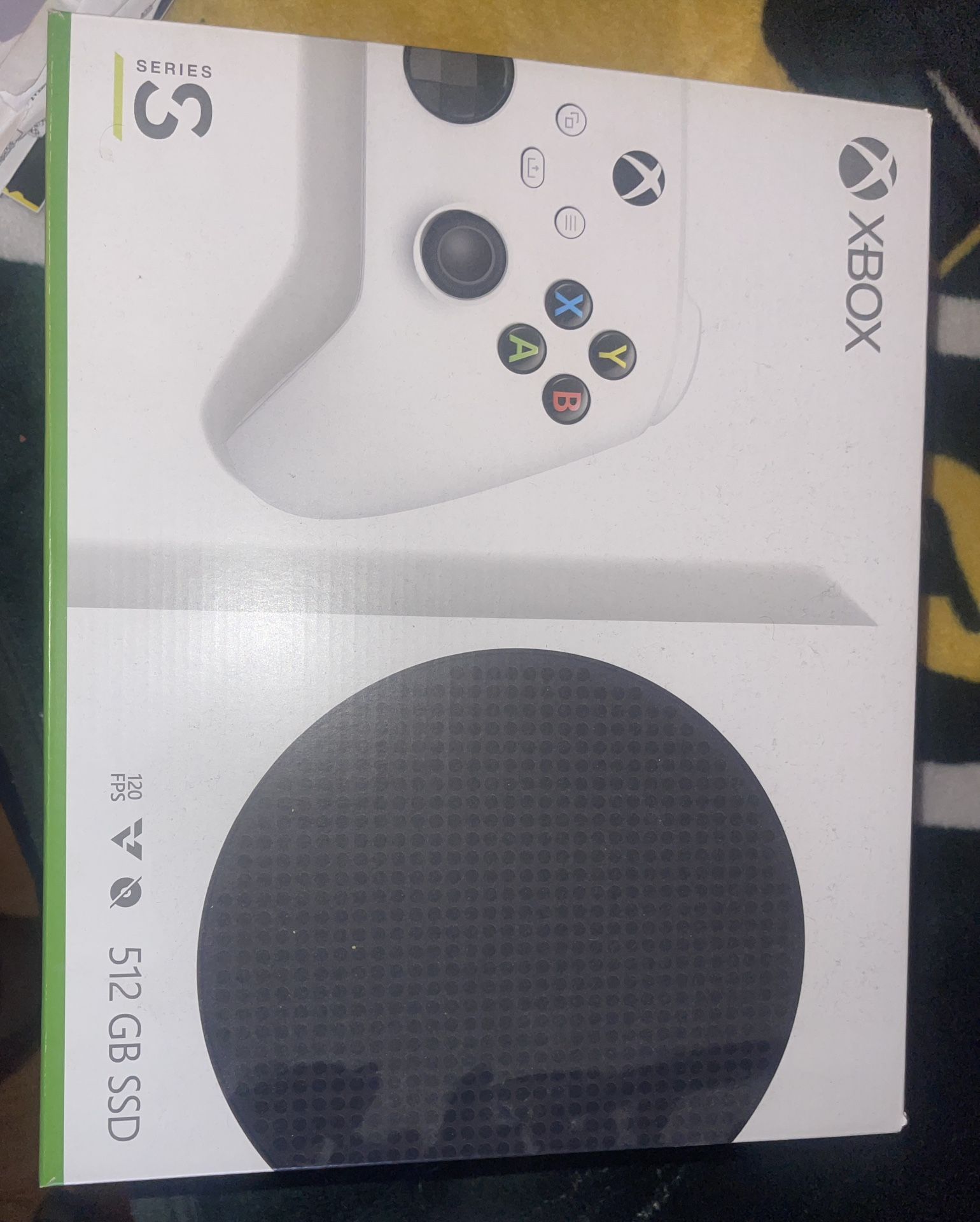 XBOX ONE S (Digital) 512GB + 4 Regular and Limited Edition Wireless Controllers