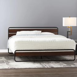 Wood/Metal Queen Bed
