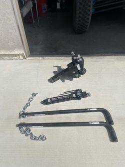 Husky weight distribution hitch with sway bar control
