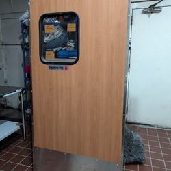 Swinging Commercial Door