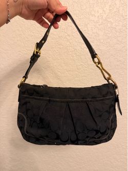 Vintage coach shoulder bag