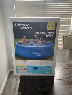 BRAND NEW 10ft SUMMER WAVES POOL