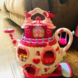 Girls house kitchen toy