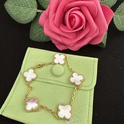 Stainless Steel 🍀bracelet 