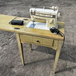 ANTIQUE SINGER TABLE SEWING MACHINE FOR SALE!!