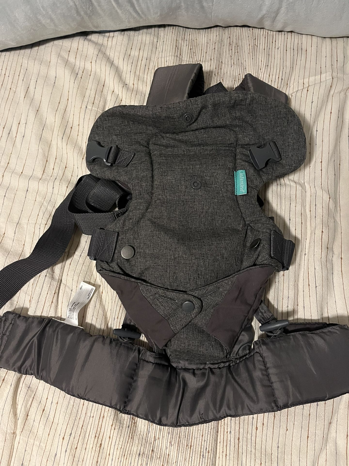 Convertible Carrier, 4 in 1. Infantino