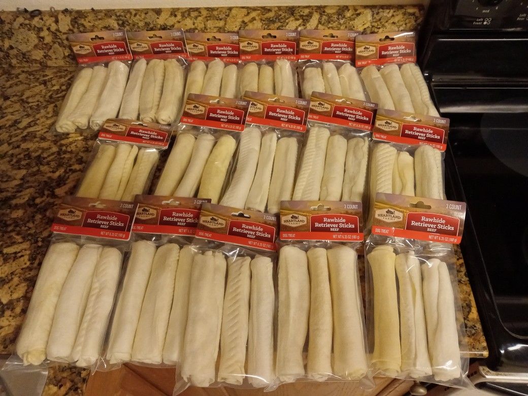 48 Dog Treats Heartland Farms Raw Hide Retriever
