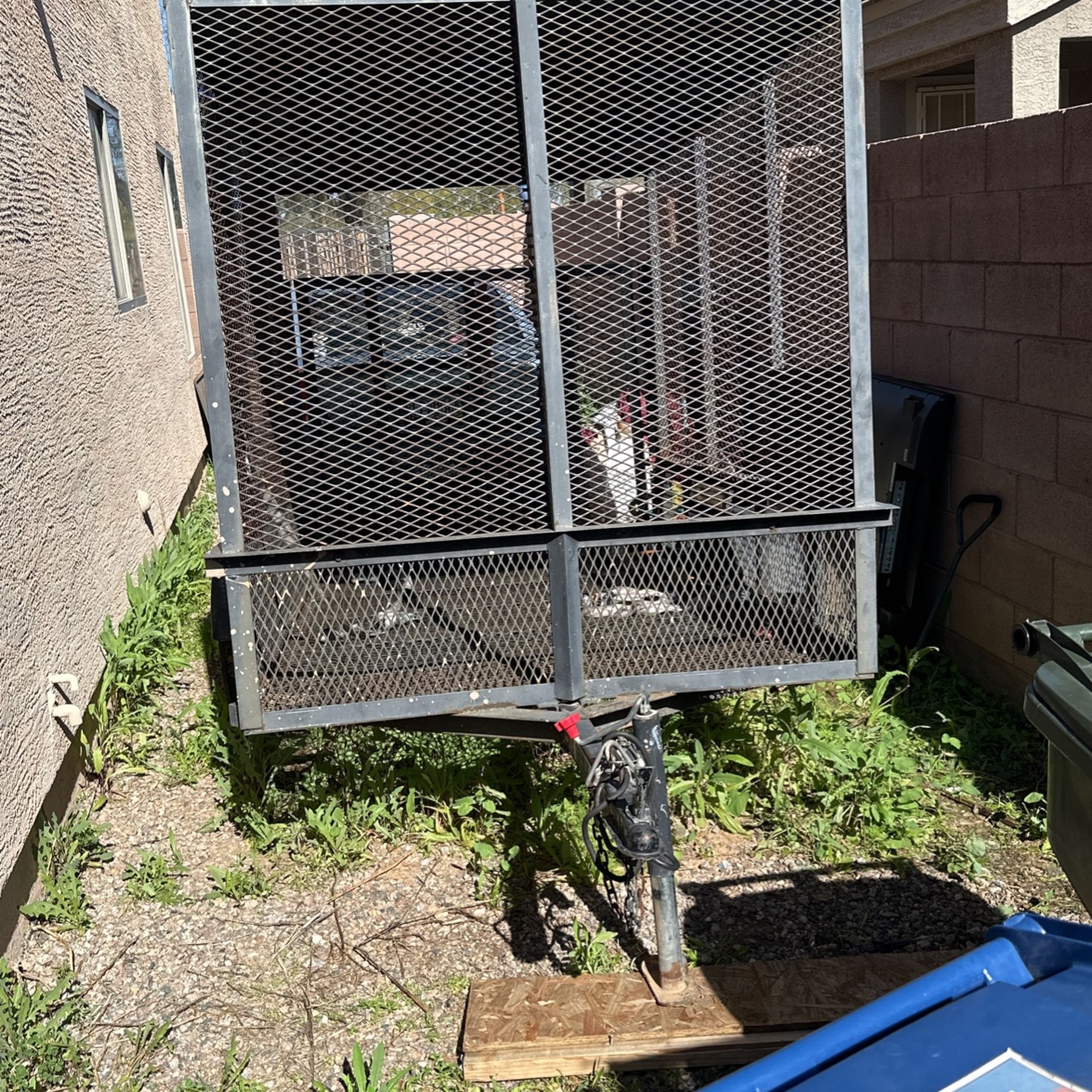 Trailer Cage. 8 Ft
