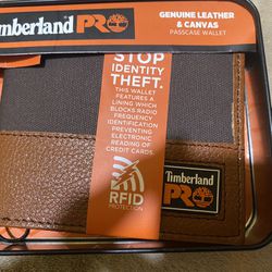 Timberland Pro Men’s Rubber & Leather Wallet