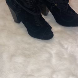 Black Boots