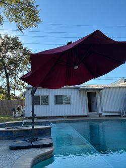 Large Cantilever Patio Umbrella with Base