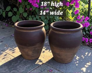 Clay pots