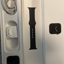 Apple  🍎 Watch Series 5 GPS + Cellular Aluminio