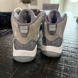 Kids cool grey 11