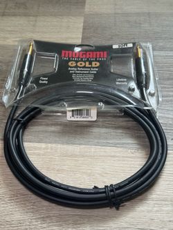 NEW Mogami 10 Ft Instrument/Guitar cable