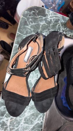 Girl shoes
