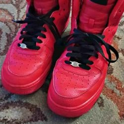 Red High Tops Sz 11 Af1 (TRADE)