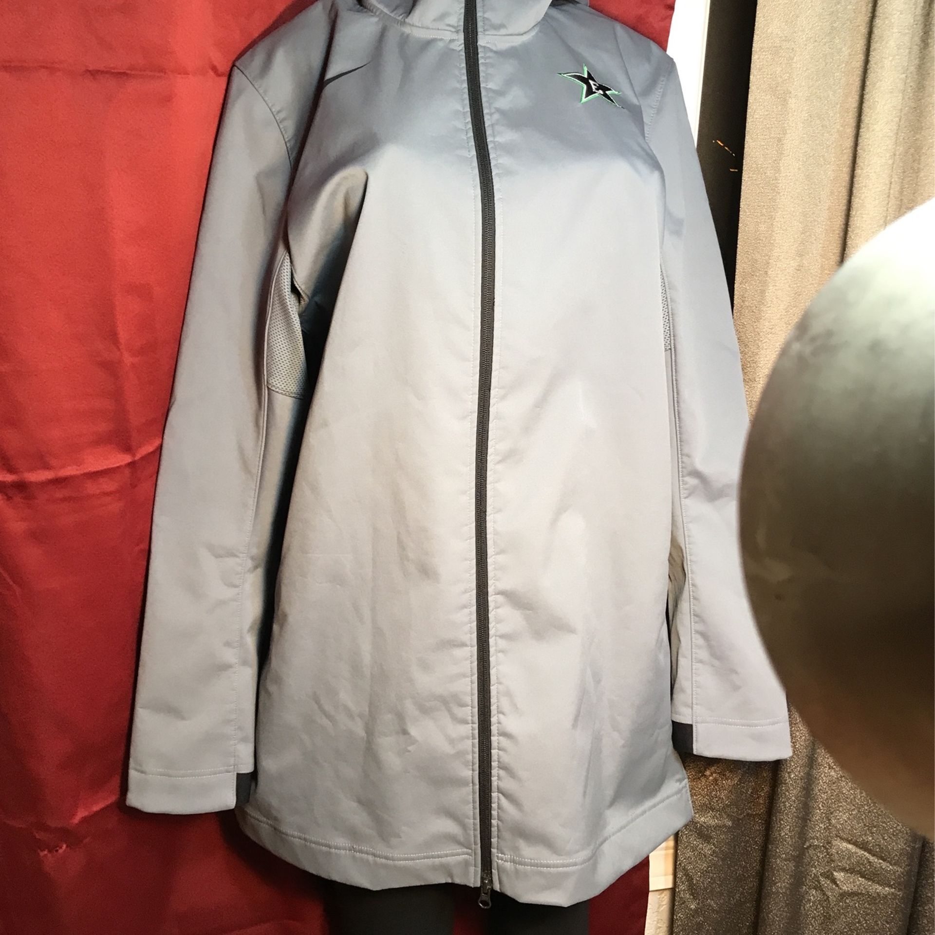 Nike Jacket Size M $10