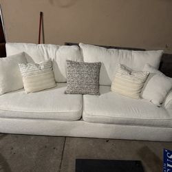 Sofa w/ Chairs, Ottoman and Rug