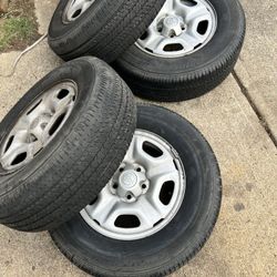 Tacoma 5 Log Tires And Wheels
