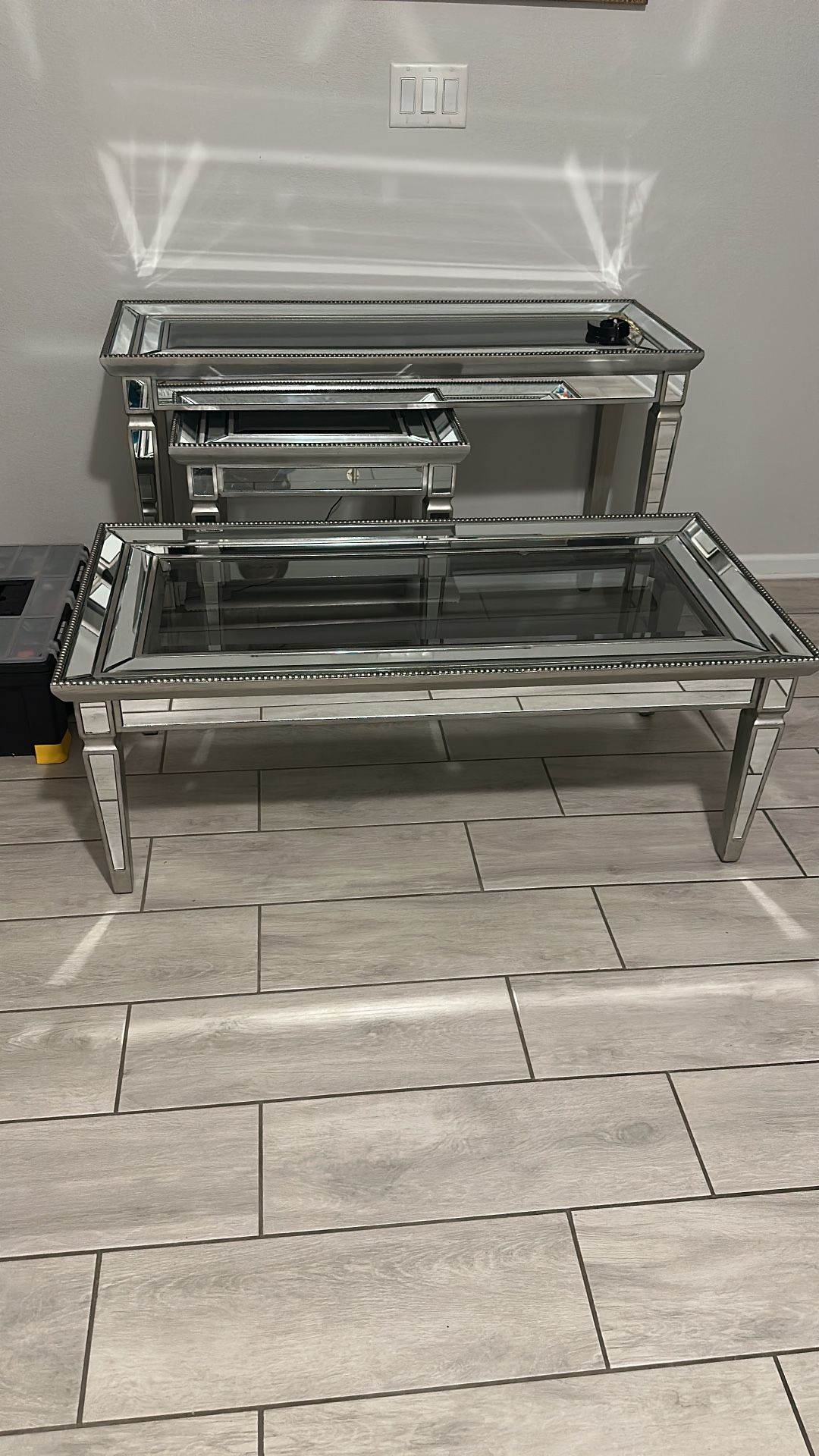 Elegant 3-Piece Mirrored Table Set – Modern Glam Style