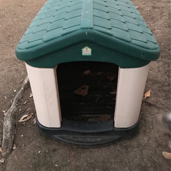Pet Zone Dog House for Sale in Chula Vista, CA OfferUp