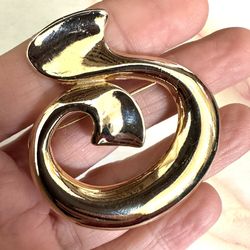 Gold Tone Swirl Brooch