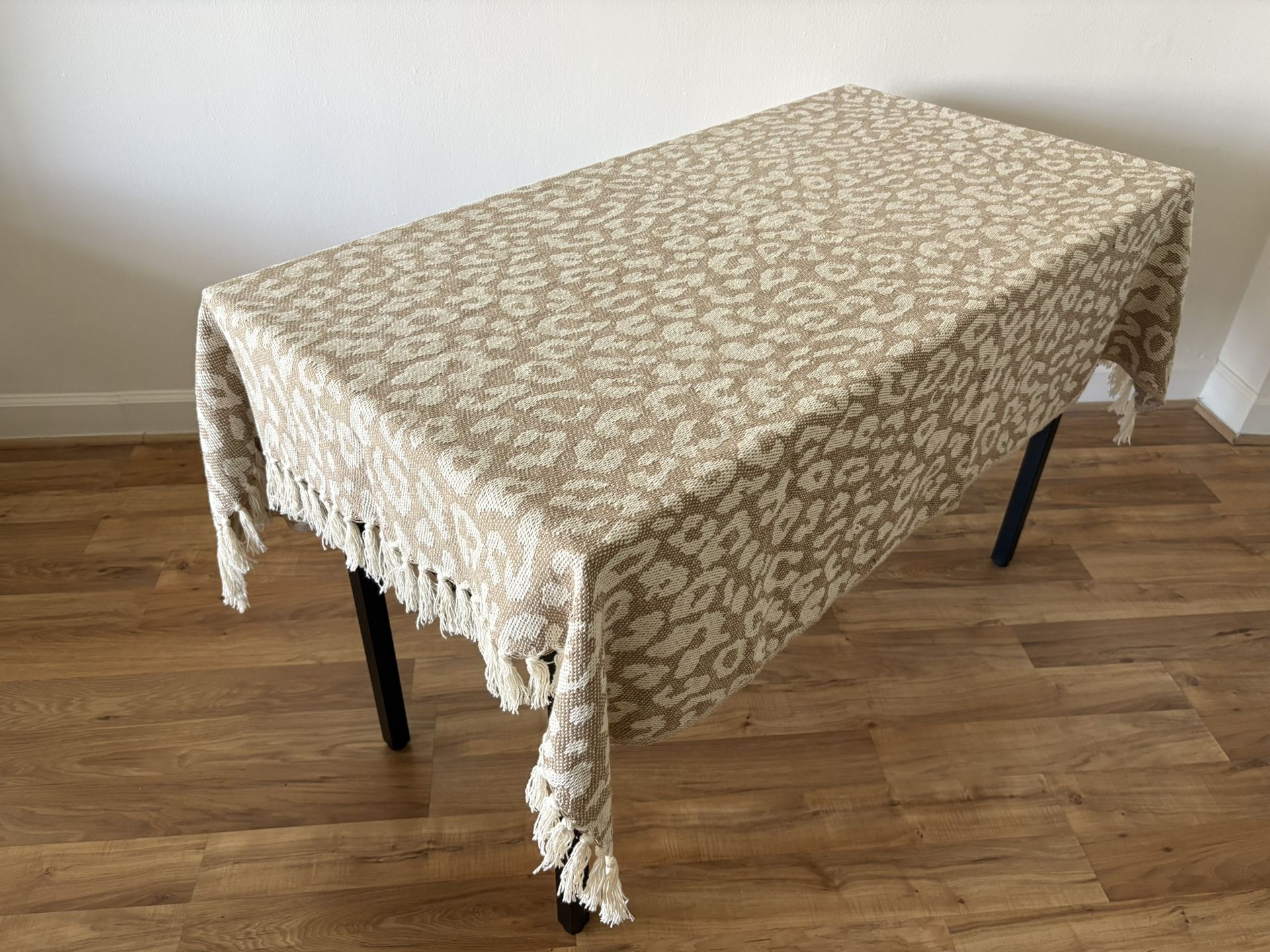 100% Cotton Leopard Print Tablecloth