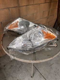 2008 Honda crv. Headlights