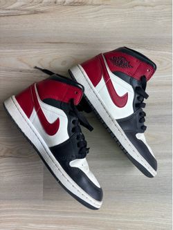 Nike Air Jordan 1 Mid Black/Red/White Men’s Size 7